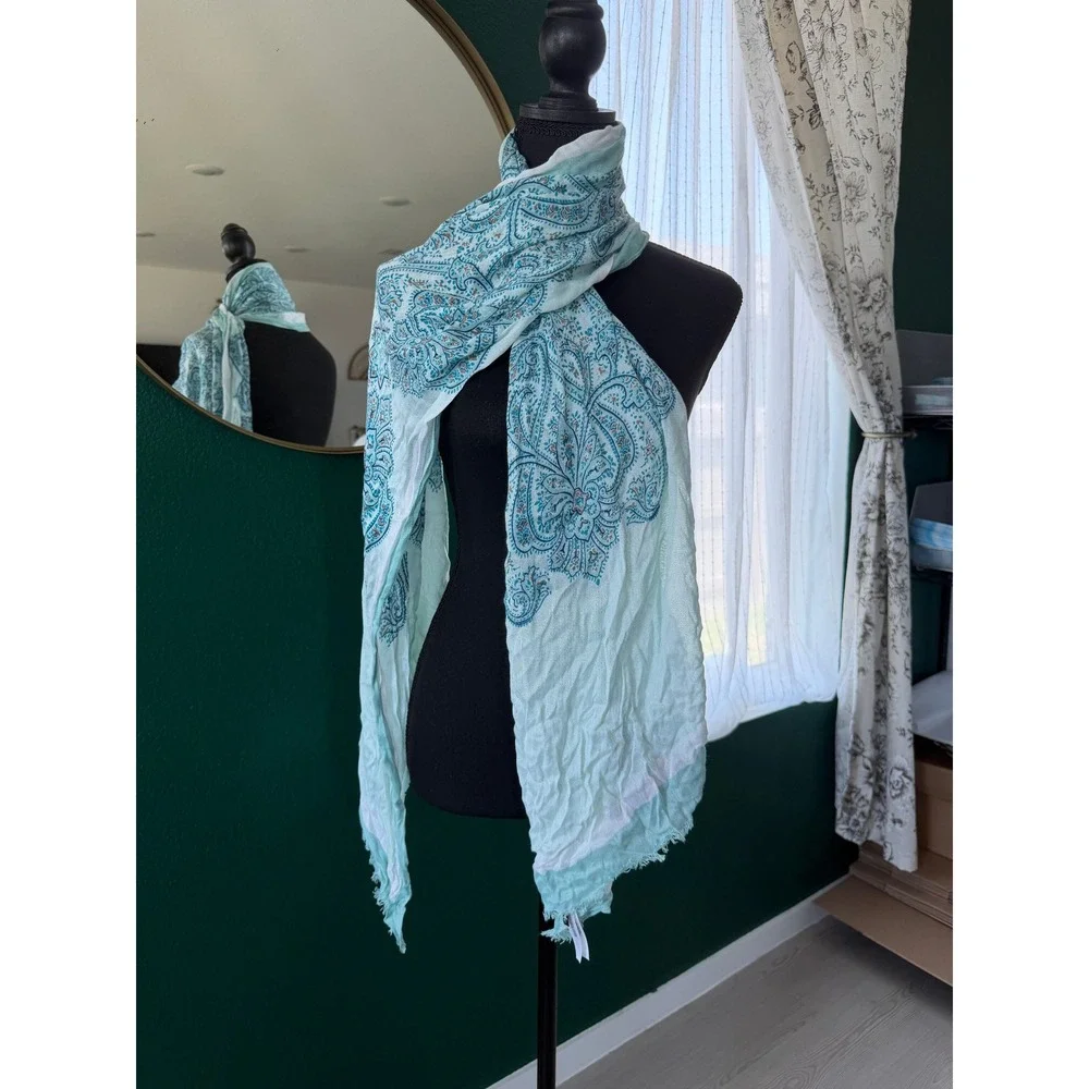 Talbots Mint Green Paisley Viscose Lightweight Wrap Scarf Shawl Frayed Edge